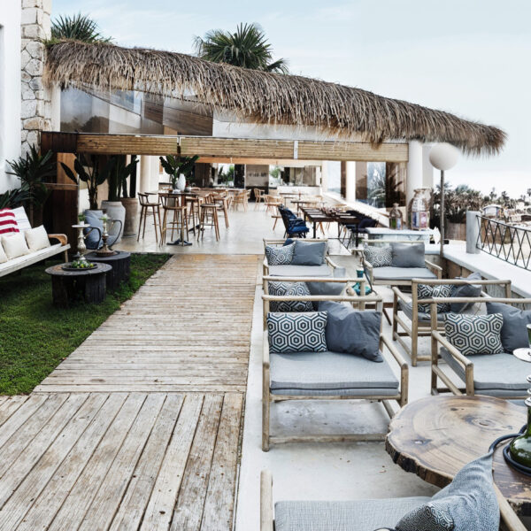 Almería Render 3D del exterior de un beach club y restaurante de playa